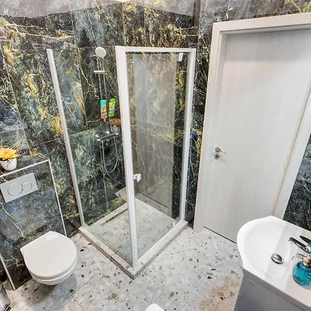 Magic In Downtown Apartment Budapest