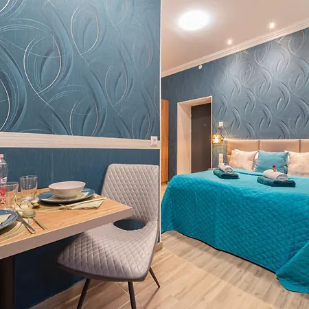 Magic In Downtown Apartment *