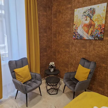 Magic In Downtown Budapeszt