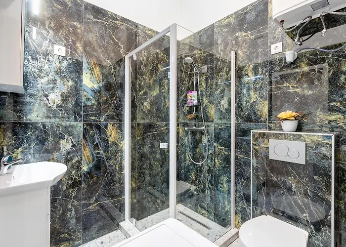 Magic In Downtown Apartment