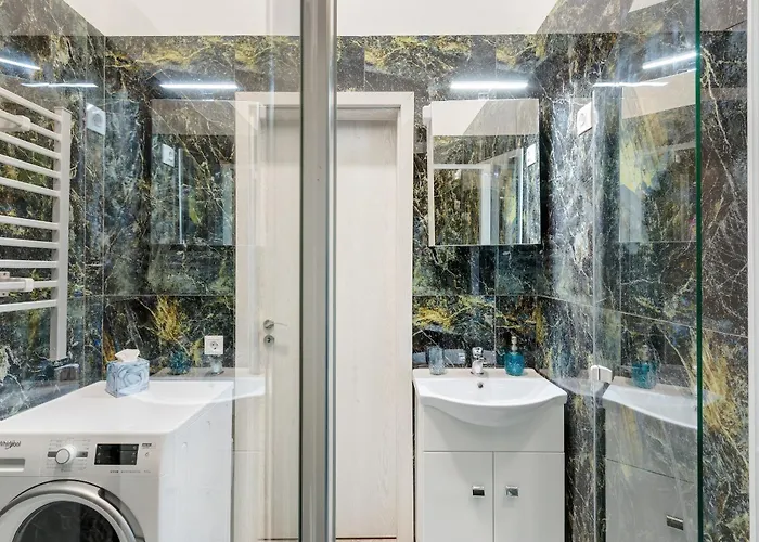 Apartment Magic In Downtown