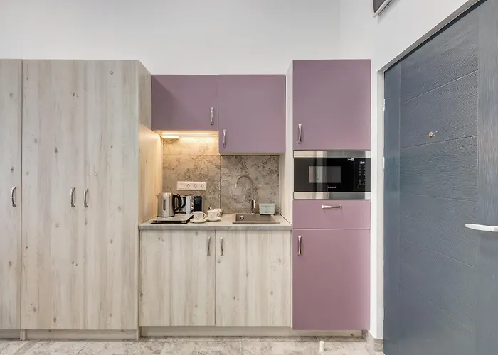 Magic In Downtown Apartment