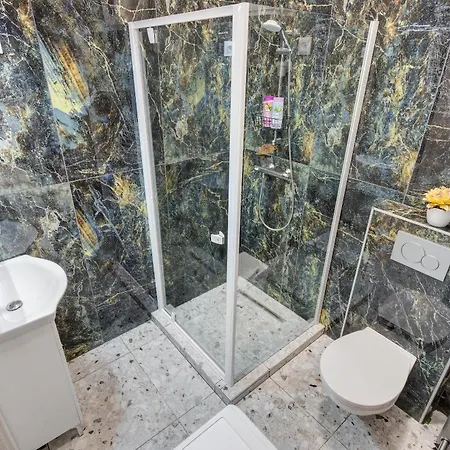 Magic In Downtown Βουδαπέστη