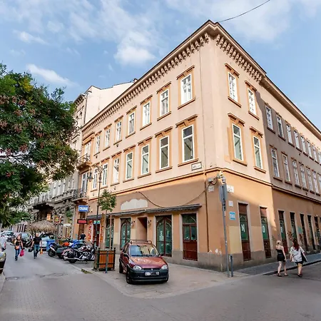 Magic In Downtown Βουδαπέστη